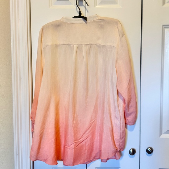 Avenue 18/20 Peach Coral Ombre Blouse Plus Size Flowy Tunic Top Button Front - Picture 6 of 8